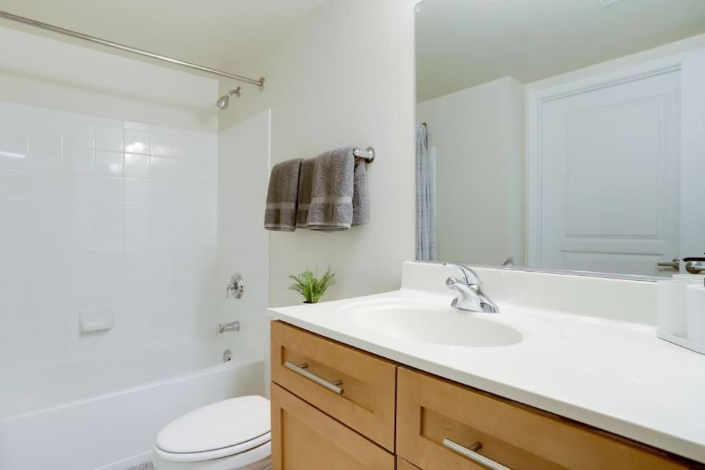 Condo With Gym And Pool In Pentagon City 8Min To Dca Arlington Exterior photo