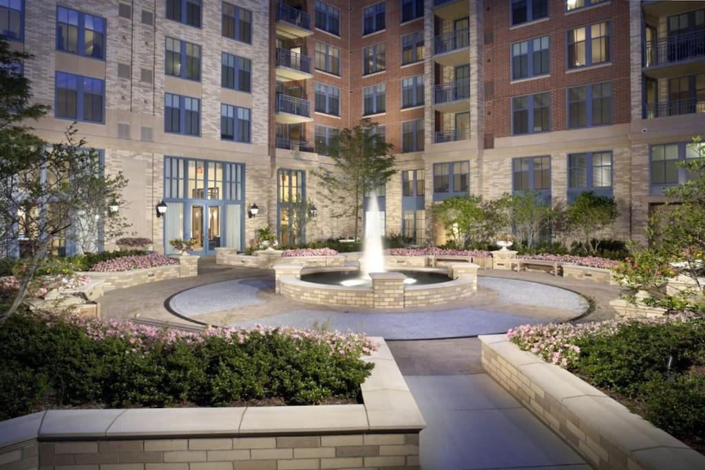 Condo With Gym And Pool In Pentagon City 8Min To Dca Arlington Exterior photo