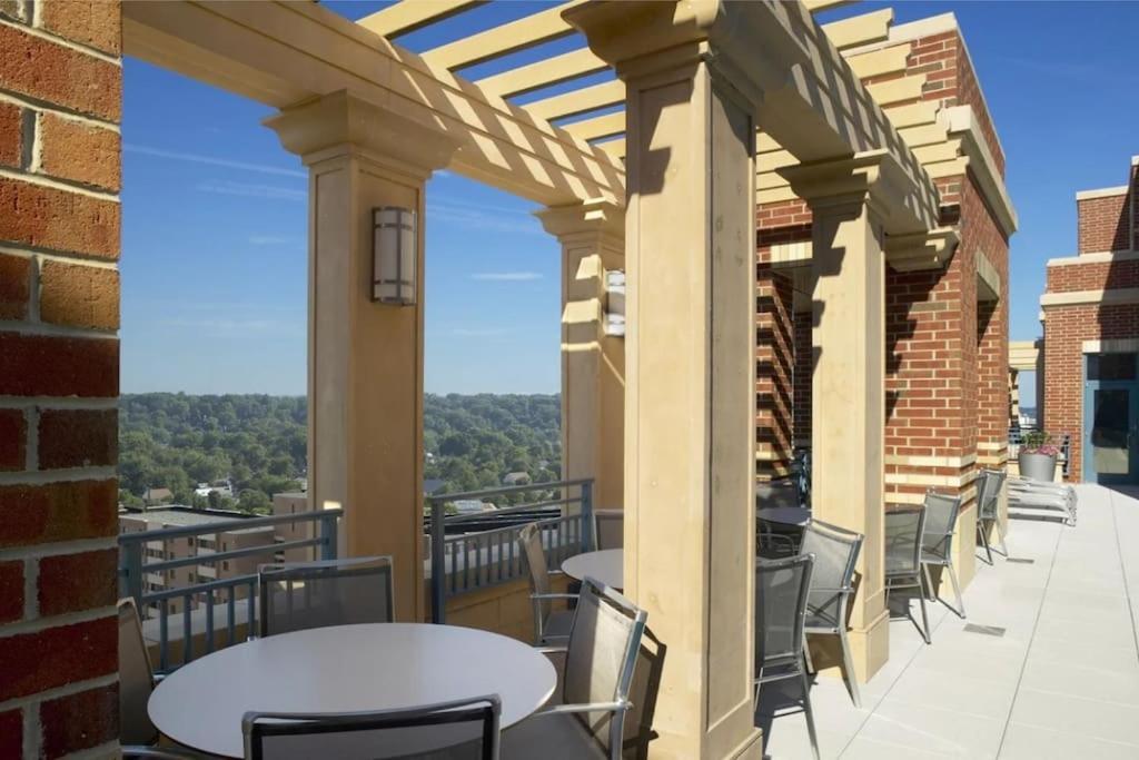 Condo With Gym And Pool In Pentagon City 8Min To Dca Arlington Exterior photo